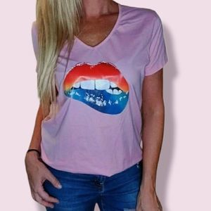 Women's Lips Graphic T Shirt Pink